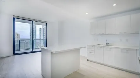45 SW 9th Street Miami FL 33130