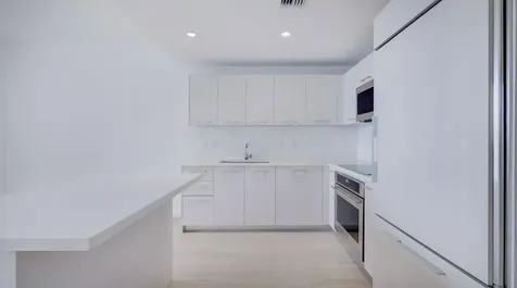45 SW 9th Street Miami FL 33130