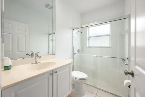 13850 Vía Vittoria Delray Beach FL 33446