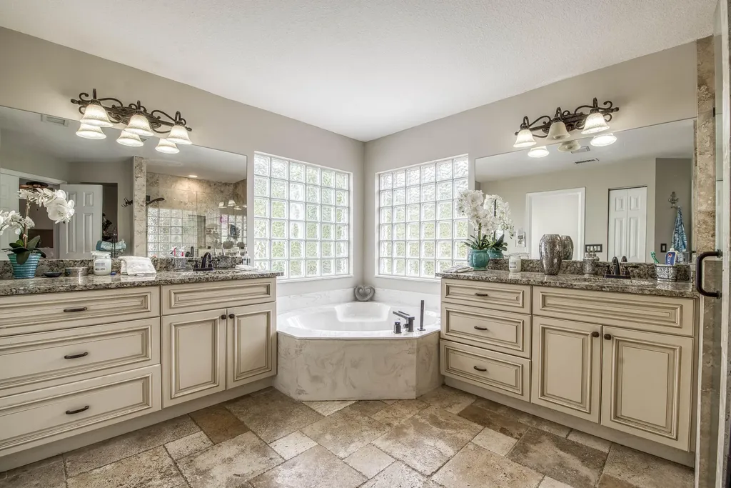 1508 Sagewood Court Riviera Beach FL 33404