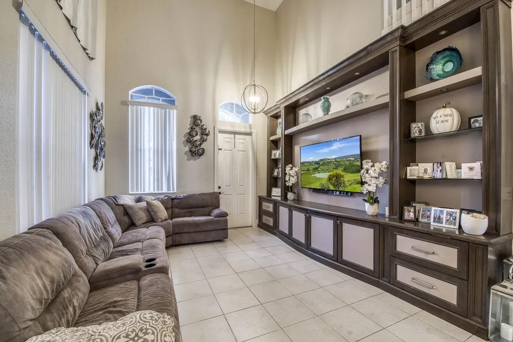 1508 Sagewood Court Riviera Beach FL 33404