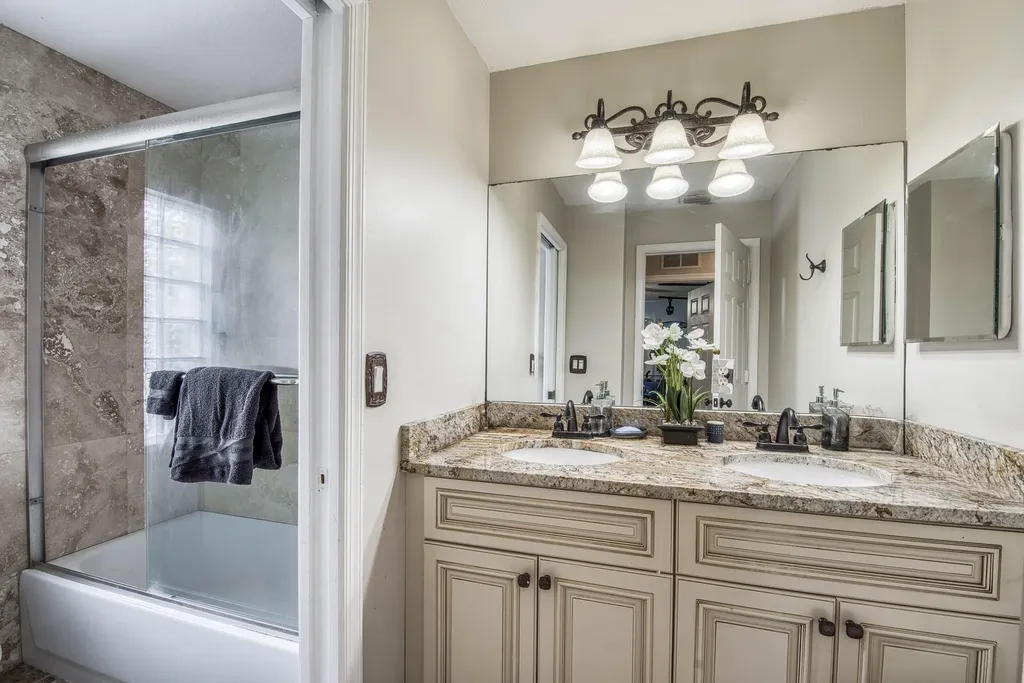 1508 Sagewood Court Riviera Beach FL 33404