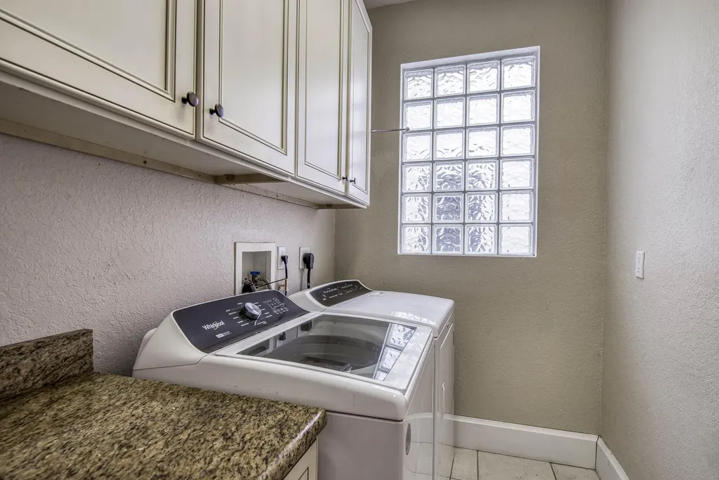 1508 Sagewood Court Riviera Beach FL 33404