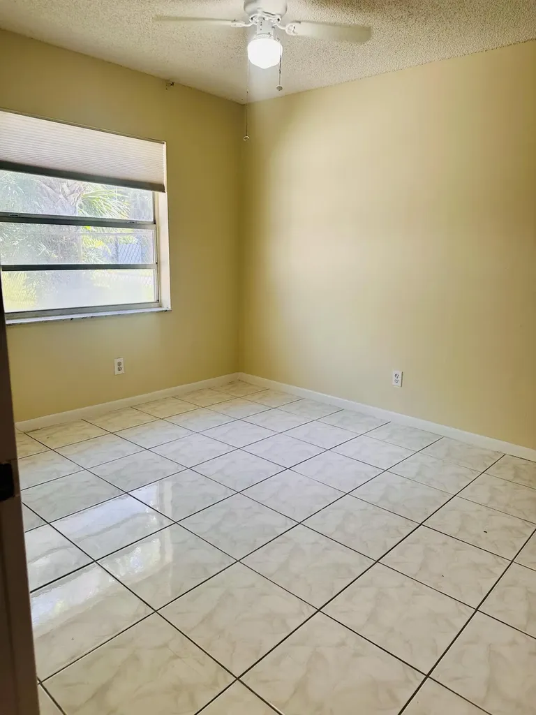 6245 Saxon Boulevard West Palm Beach FL 33417