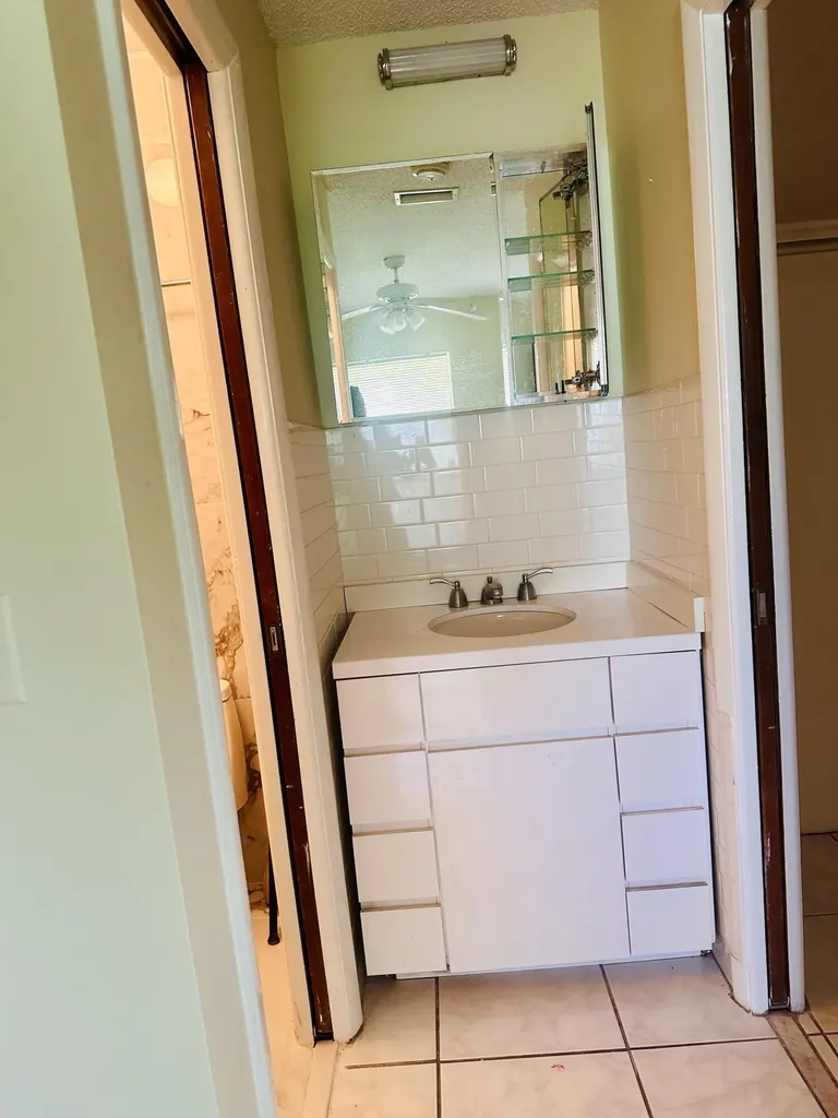 6245 Saxon Boulevard West Palm Beach FL 33417