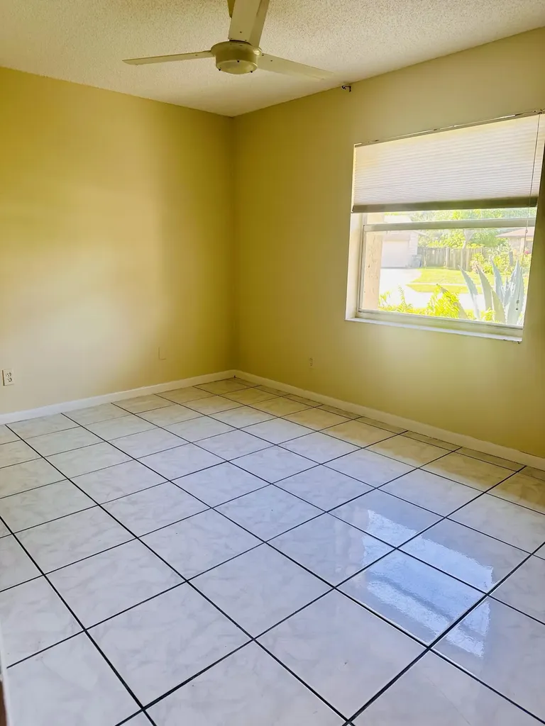 6245 Saxon Boulevard West Palm Beach FL 33417