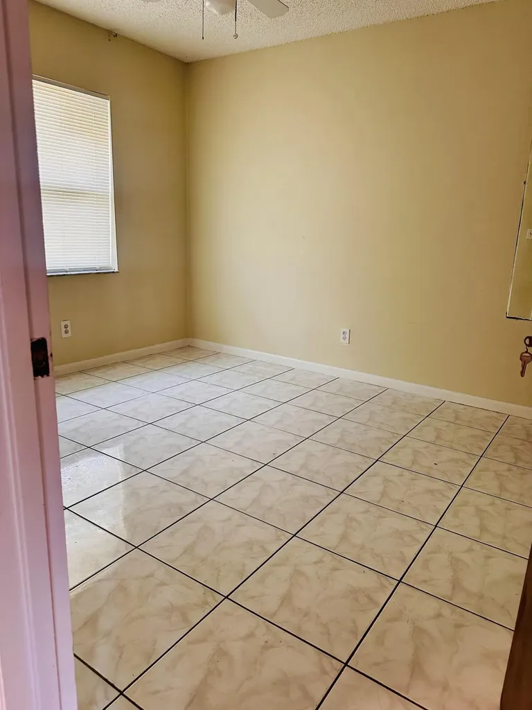 6245 Saxon Boulevard West Palm Beach FL 33417