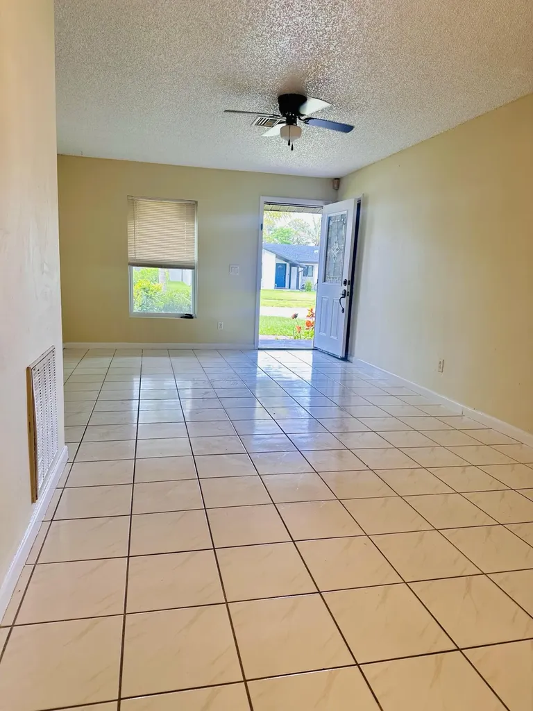 6245 Saxon Boulevard West Palm Beach FL 33417