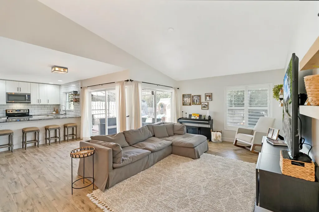 3048 NW 25th Way Boca Raton FL 33434