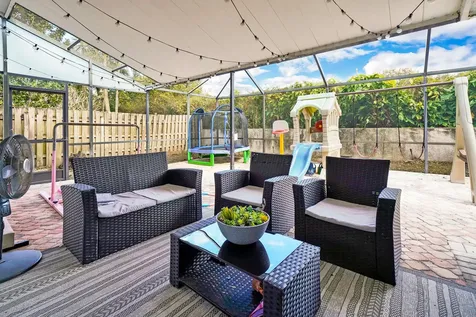 3048 NW 25th Way Boca Raton FL 33434