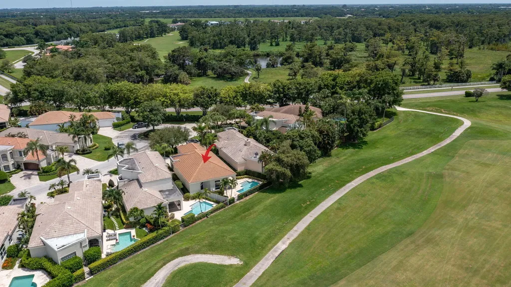 2402 Players Court Wellington FL 33414