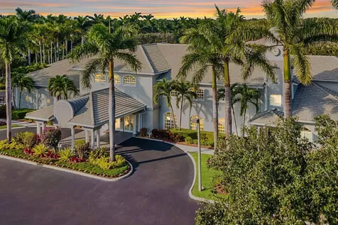 10884 Royal Caribbean Circle Boynton Beach FL 33437