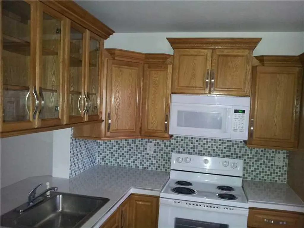 3250 NW 85th Avenue Coral Springs FL 33065