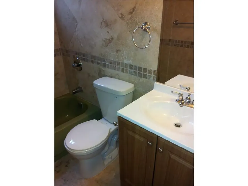 3250 NW 85th Avenue Coral Springs FL 33065