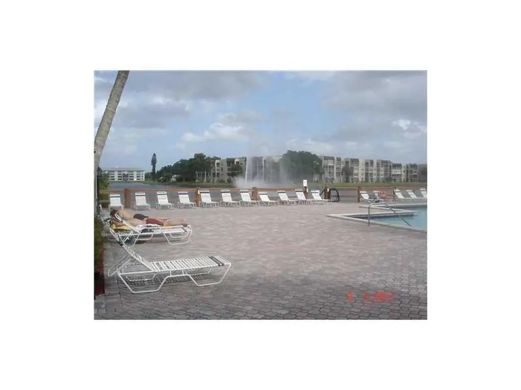 9421 Evergreen Place Davie FL 33324