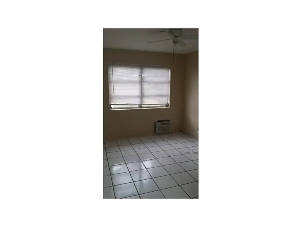 1840 Lincoln Hollywood FL 33020