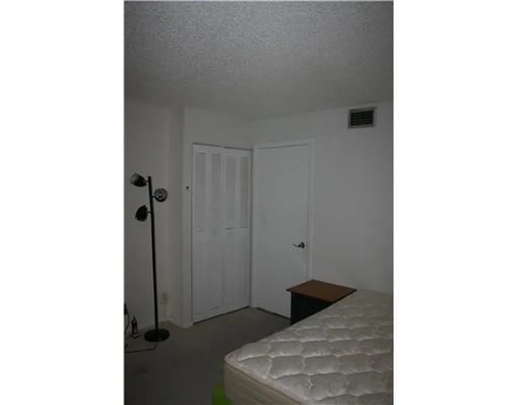 1915 Brickell Avenue Miami FL 33129