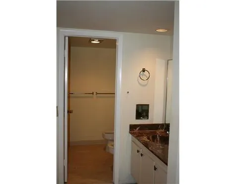 1915 Brickell Avenue Miami FL 33129