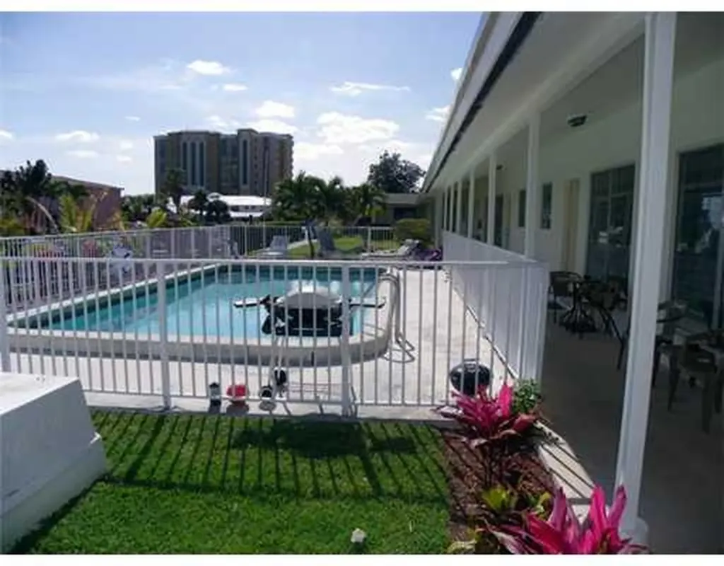 Pompano Beach FL 33062