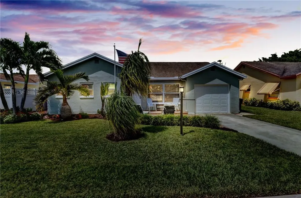 22505 SW 56th Avenue Boca Raton FL 33433
