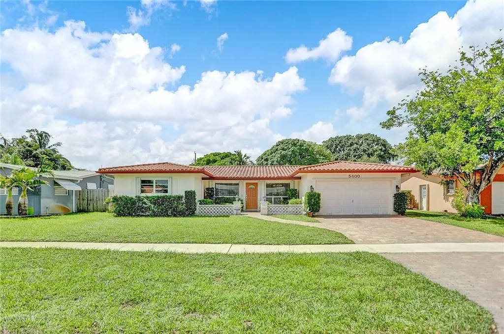 5400 Harrison Street Hollywood FL 33021