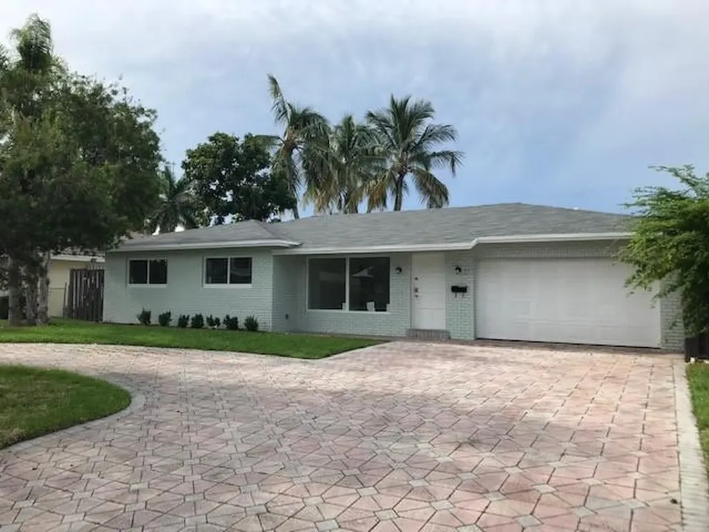 1821 SE 7th Street Pompano Beach FL 33060