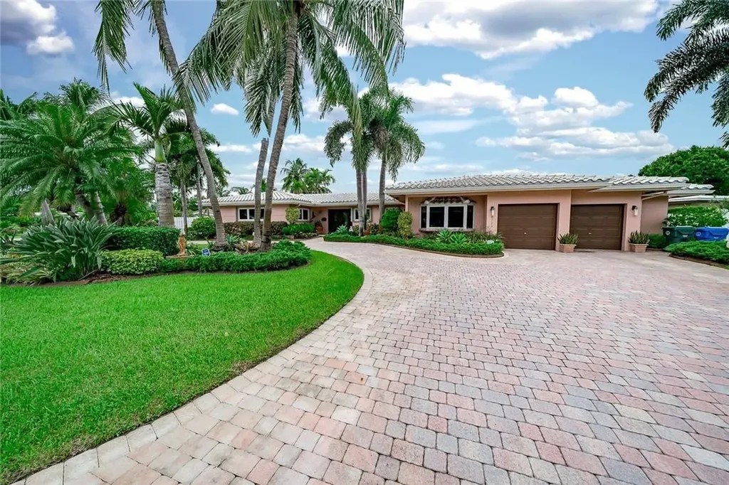 4723 NE 17th Terrace Oakland Park FL 33334