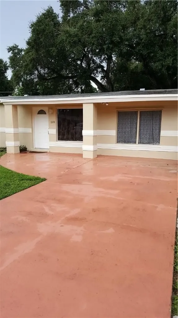 5614 Atlanta Street Hollywood FL 33021