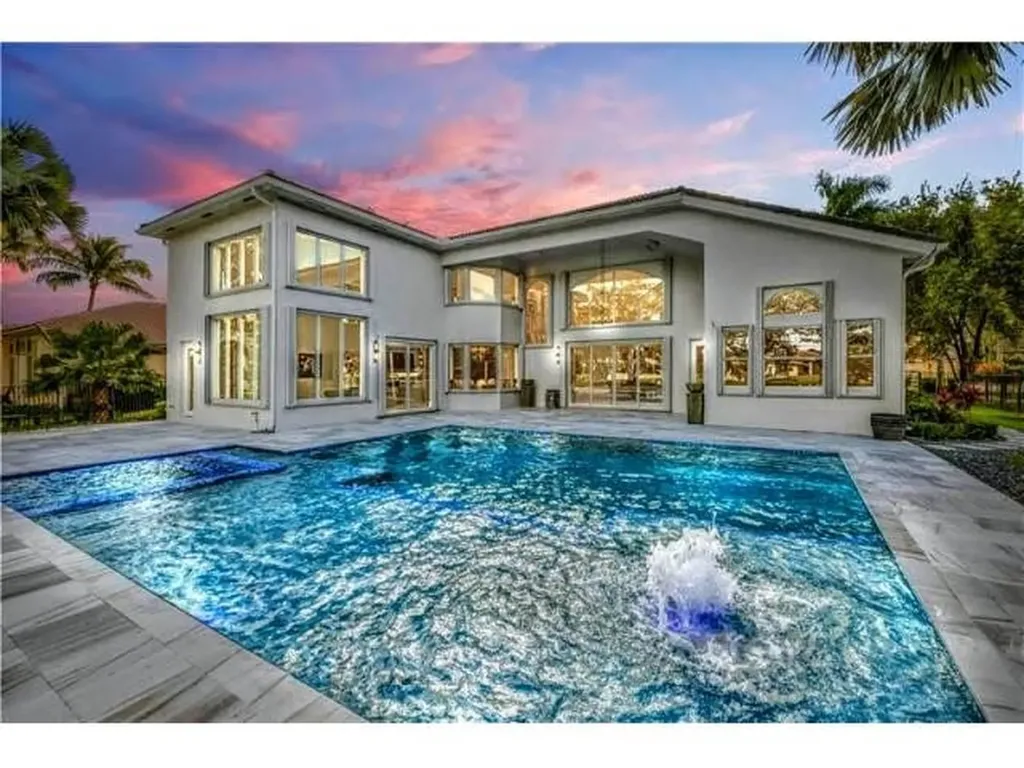 10281 N Lake Vista Circle Davie FL 33328
