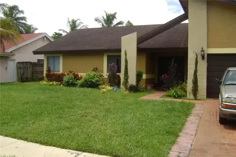 4451 NW 74th Avenue Lauderhill FL 33319