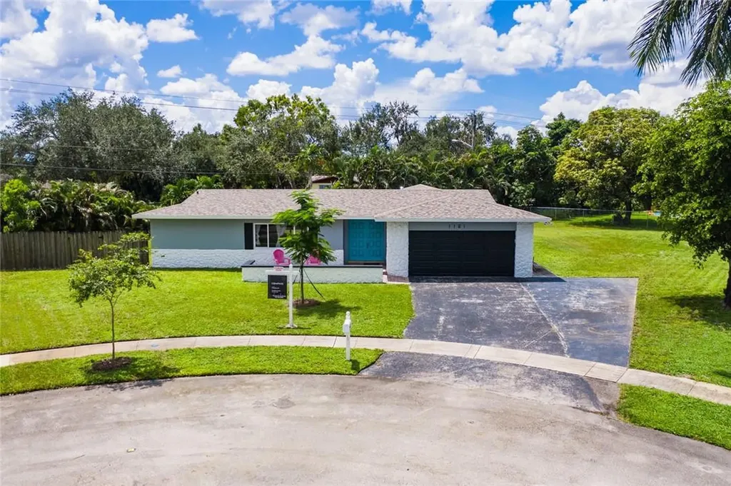 1161 SW 70th Avenue Plantation FL 33317