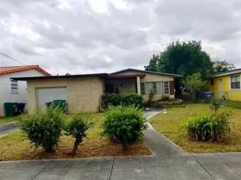 2512 NW 66th Street Miami FL 33147