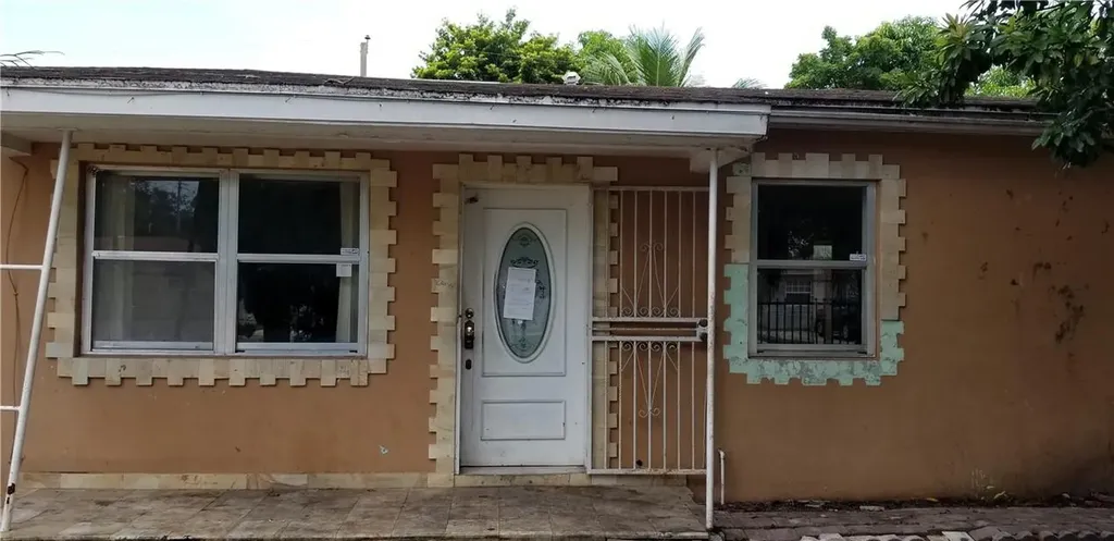 9175 NW 32nd Court Road Miami FL 33147