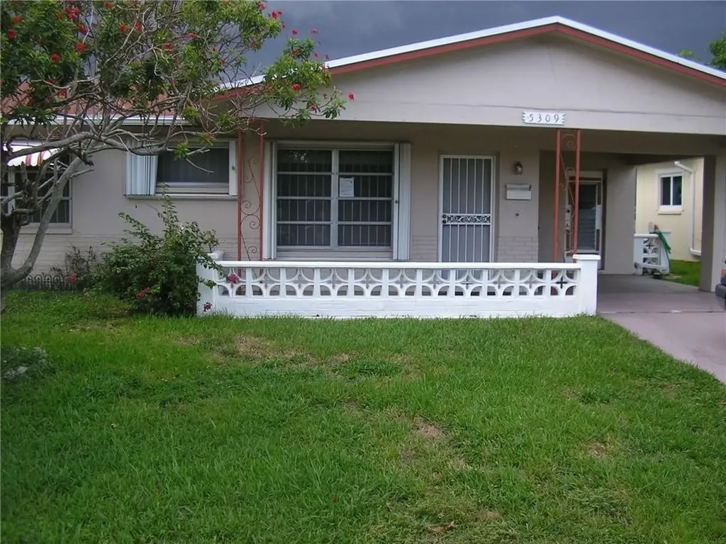 5309 NW 49th Terrace Tamarac FL 33319