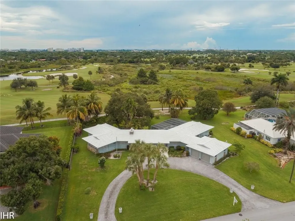 521 E Tropical Way Plantation FL 33317