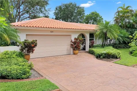 824 N Bel Air Drive Plantation FL 33317