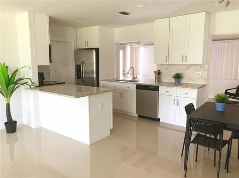 4902 NW 45th Terrace Tamarac FL 33319