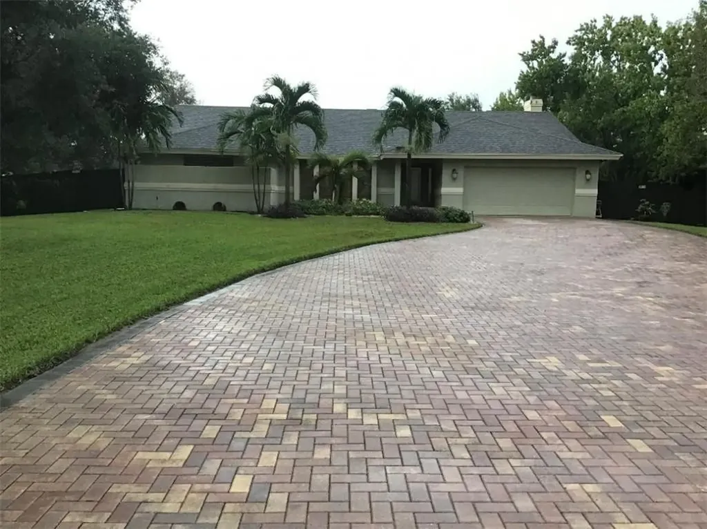 11351 NW 12th Street Plantation FL 33323