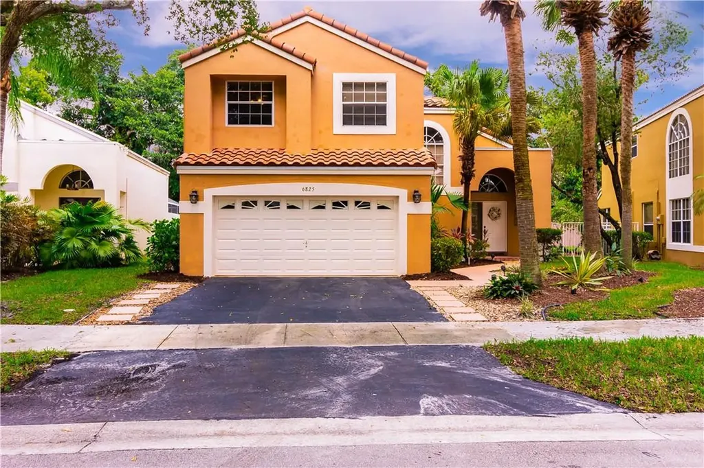 6825 NW 75th Place Parkland FL 33067