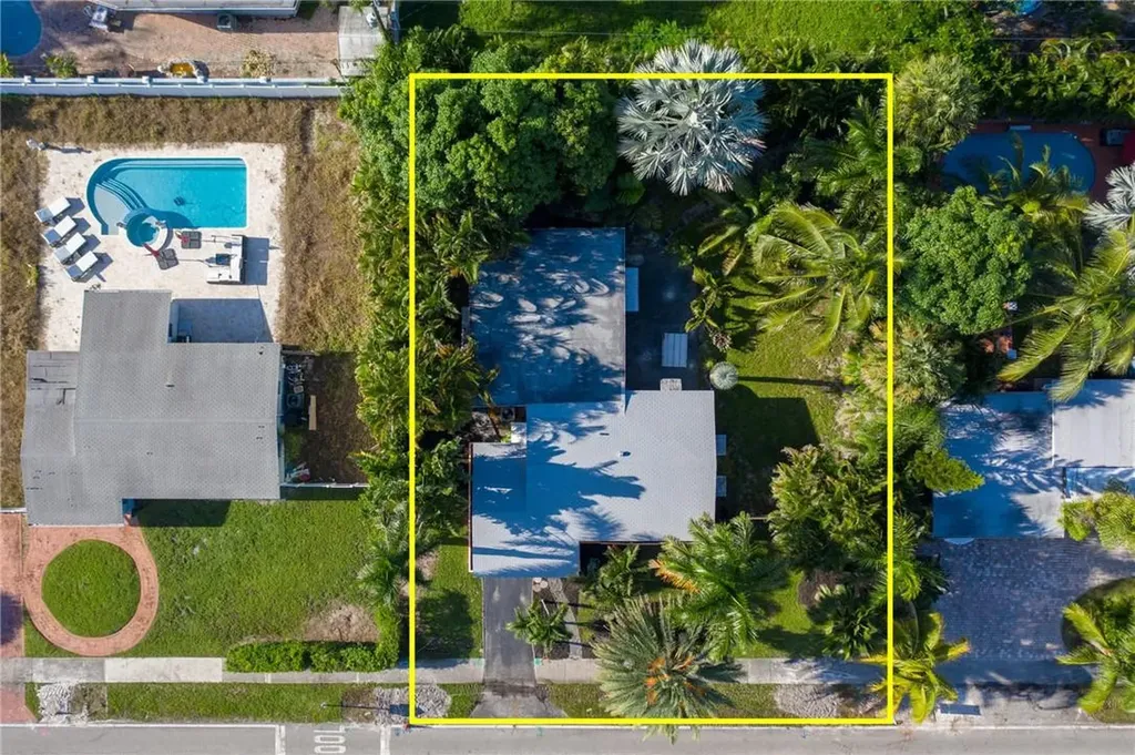 401 NE 26th Street Wilton Manors FL 33305