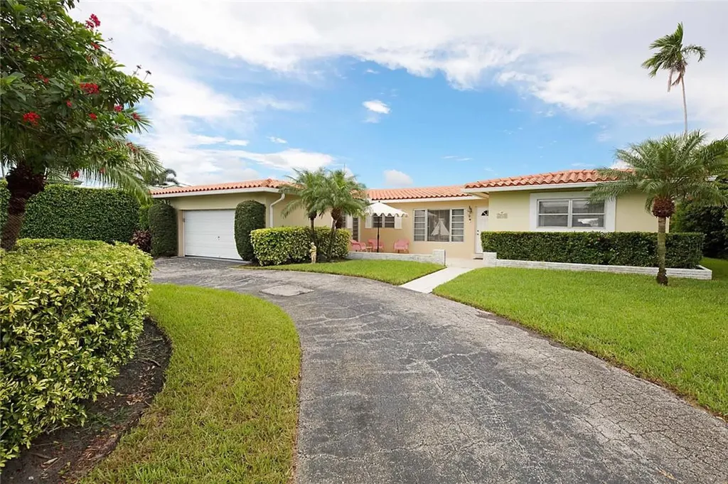 2721 NE 6th Street Pompano Beach FL 33062