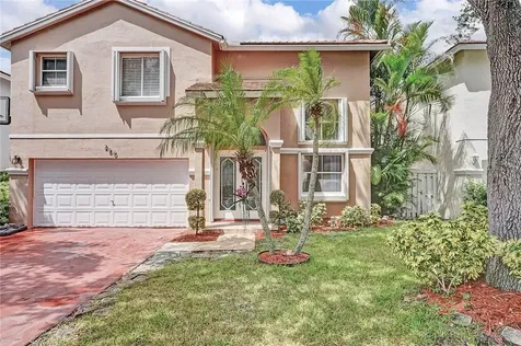 250 SW 98th Terrace Pembroke Pines FL 33025
