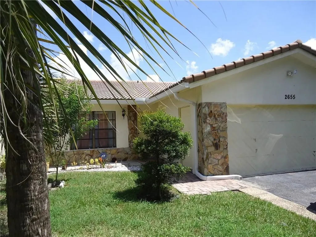 2655 NW 92nd Avenue Coral Springs FL 33065
