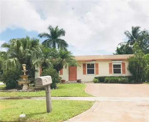 310 SW 78th Avenue North Lauderdale FL 33068