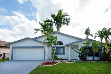1550 SW 100th Terrace Davie FL 33324