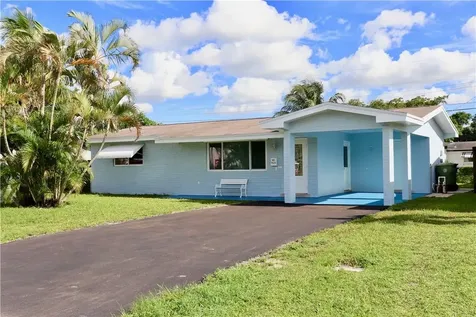 7620 NW 16th Court Pembroke Pines FL 33024