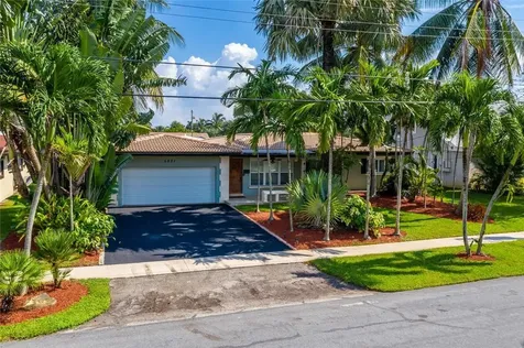 5821 SW 16th Court Plantation FL 33317