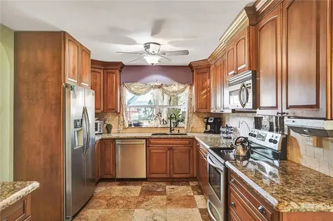 7329 NW 38th Court Coral Springs FL 33065
