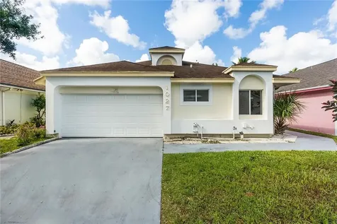 1027 W Jasmine Lane North Lauderdale FL 33068