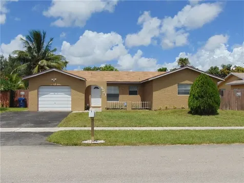 8061 NW 47th Court Lauderhill FL 33351